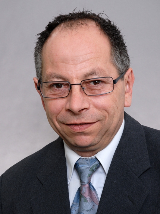 Bausachverständiger, Immobiliensachverständiger, Immobiliengutachter und Baugutachter  Stefan Zuccarelli Main-Taunus